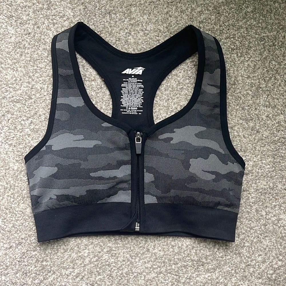 zip up bra
